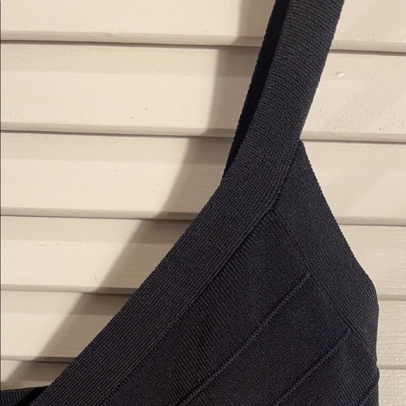 Bebe Tank Style Sundress like new, multi color w/ ruffled knee length hem. Sz M - Picture 7 of 7